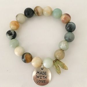 NEW HANDMADE BRACELET. Amazonic beads